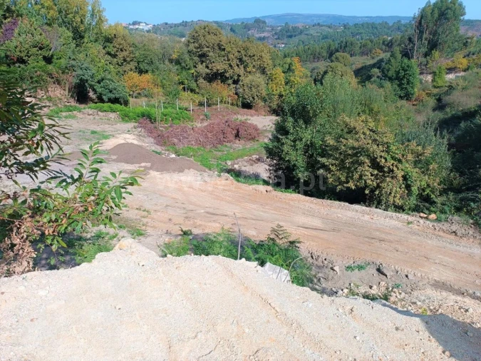 Terreno para Venda em Avessadas e Rosém Foto 4