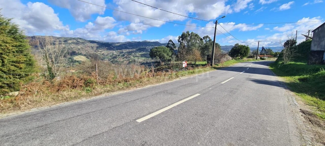 Quinta T0 para Venda em Penhalonga e Paços de Gaiolo Foto 12