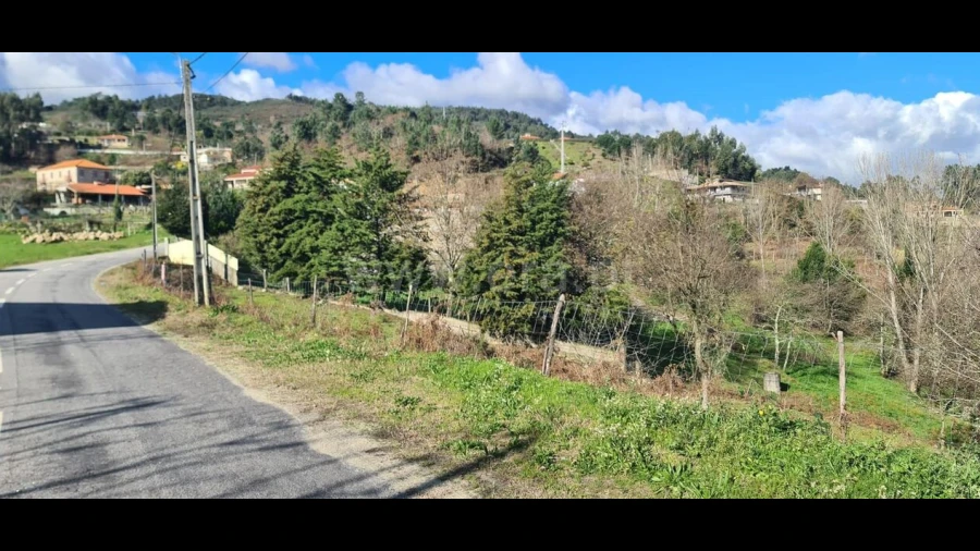 Quinta T0 para Venda em Penhalonga e Paços de Gaiolo