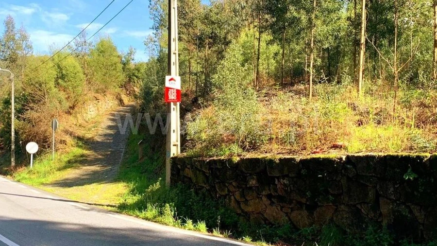 Terreno para Venda em Vila Boa do Bispo