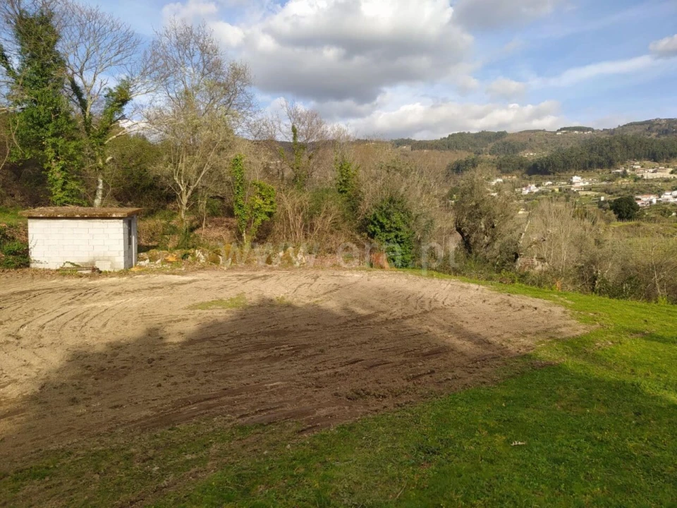 Terreno para Venda em Soalhães Foto 3