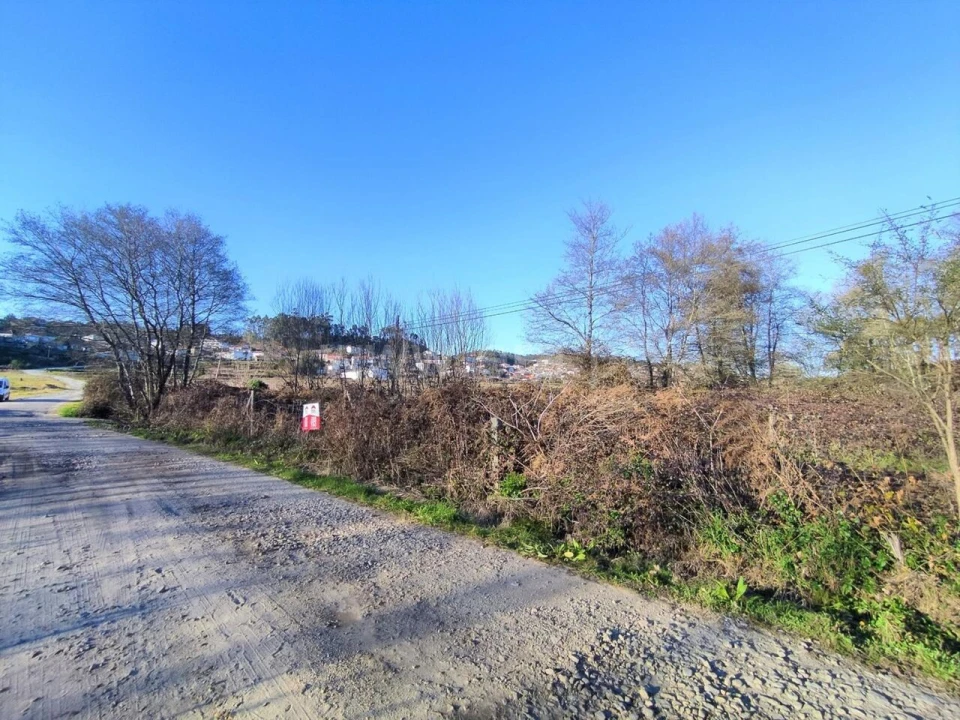 Terreno para Venda em Eiriz Foto 6