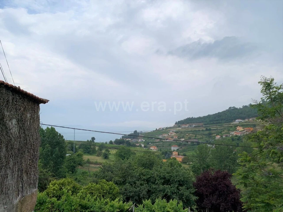 Moradia T0 para Venda em Santa Marinha do Zezere Foto 6