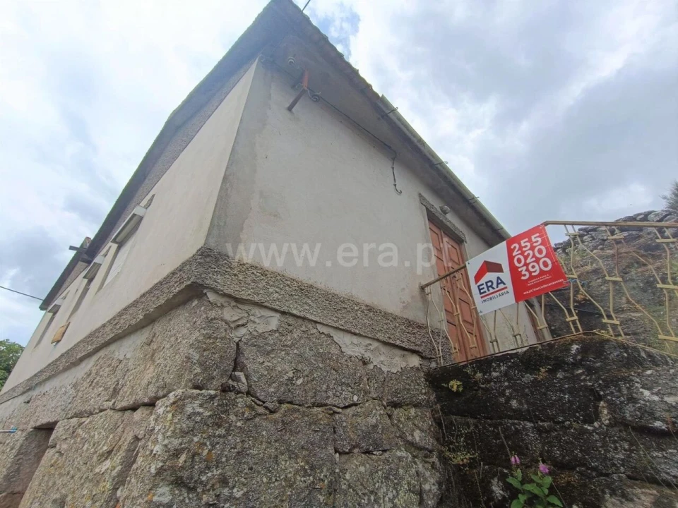 Moradia T0 para Venda em Ferreiros de Tendais Foto 5