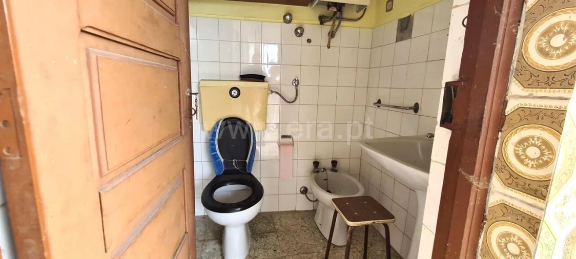 Moradia T2 para Venda em Santa Marinha do Zezere Foto 4