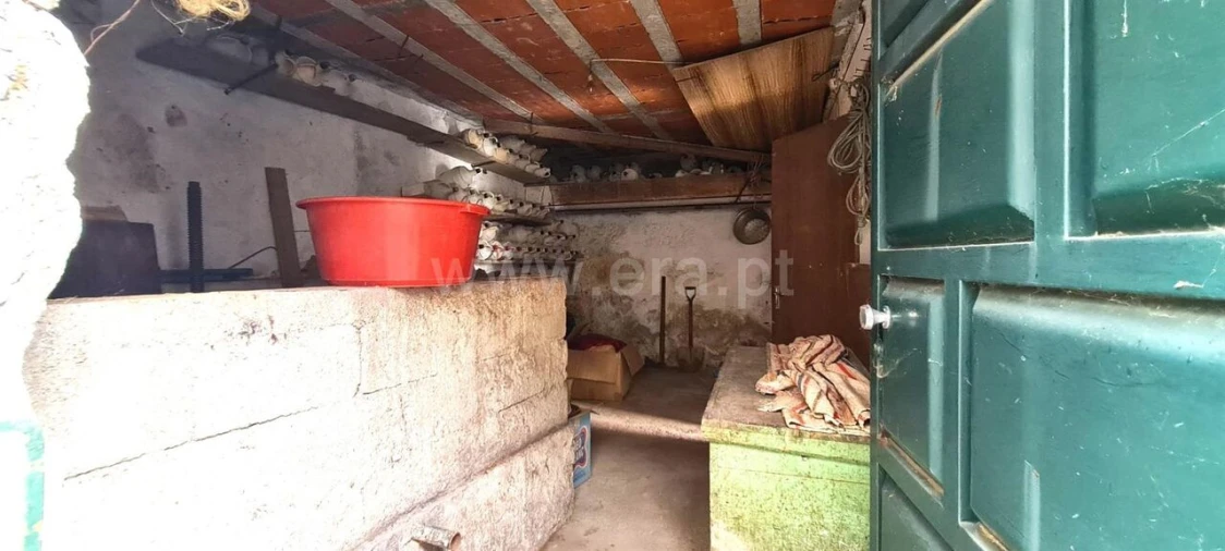 Moradia T2 para Venda em Santa Marinha do Zezere Foto 2