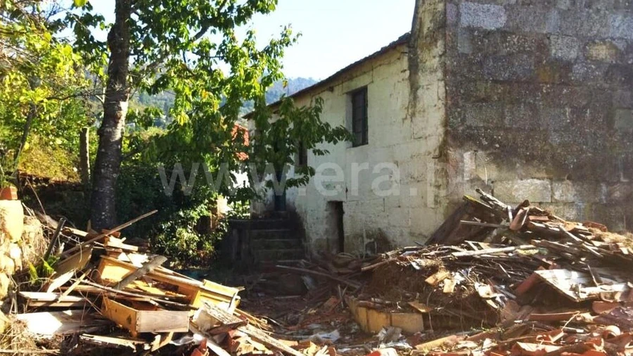 Quinta T0 para Venda em São Cristovão de Nogueira