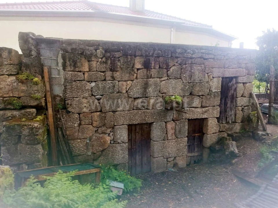 Moradia T0 para Venda em Soalhães Foto 1