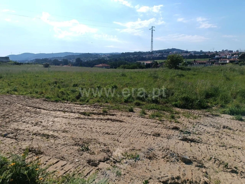Terreno para Venda em Alpendorada, Várzea e Torrão Foto 3