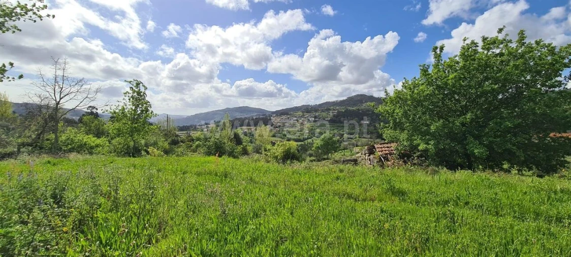 Moradia T0 para Venda em Penhalonga e Paços de Gaiolo Foto 3