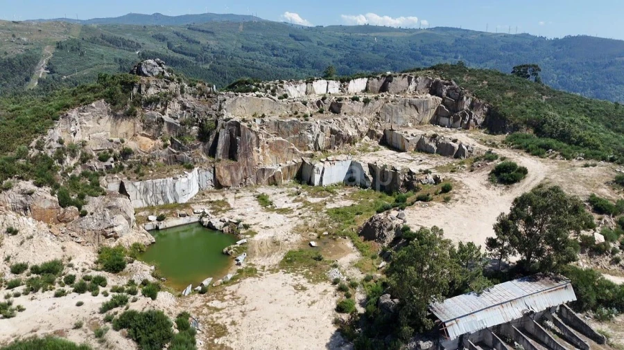 Terreno para Venda em Moimenta Foto 4