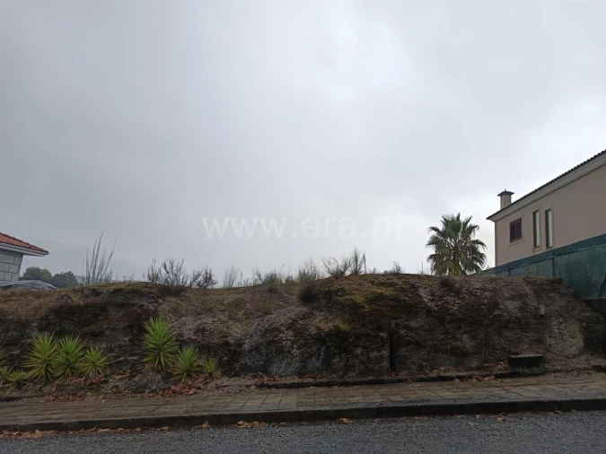 Terreno para Venda em Mancelos Foto 2