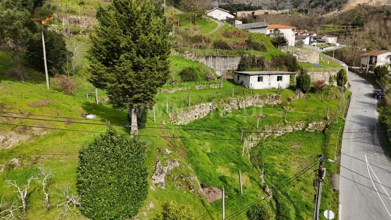 Terreno para Venda em Soalhães Foto 19