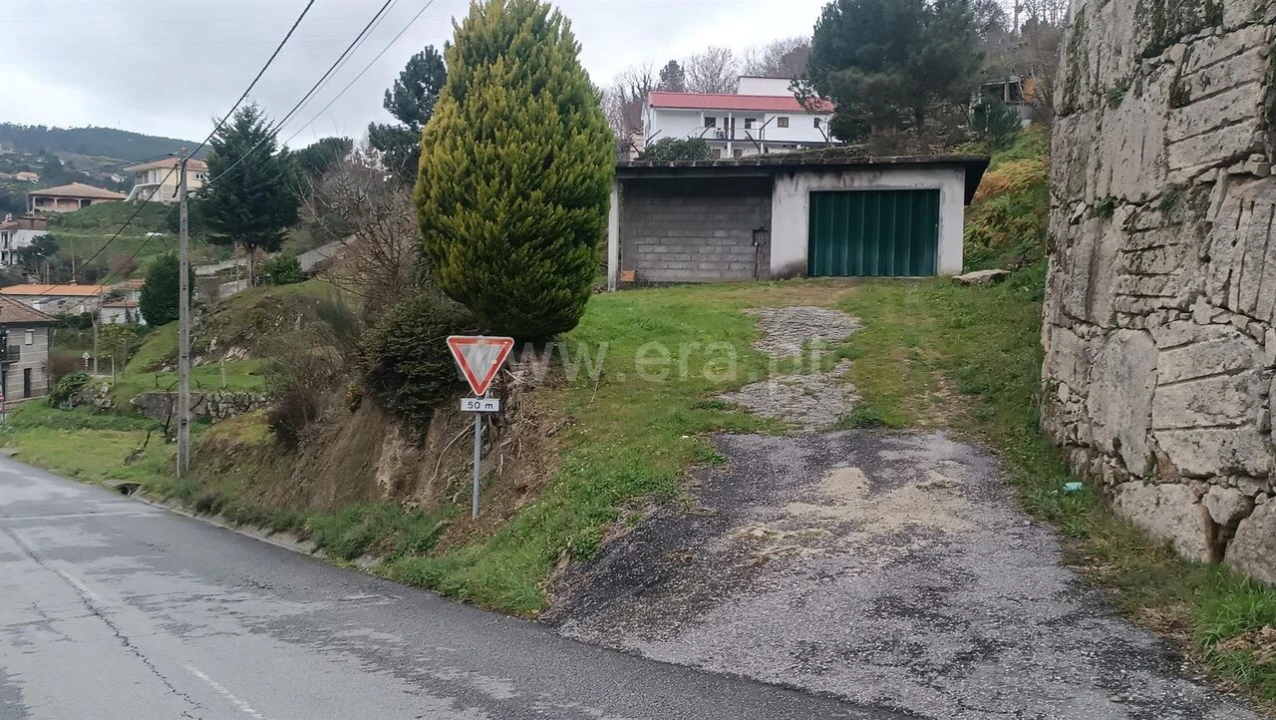 Terreno para Venda em Soalhães Foto 8