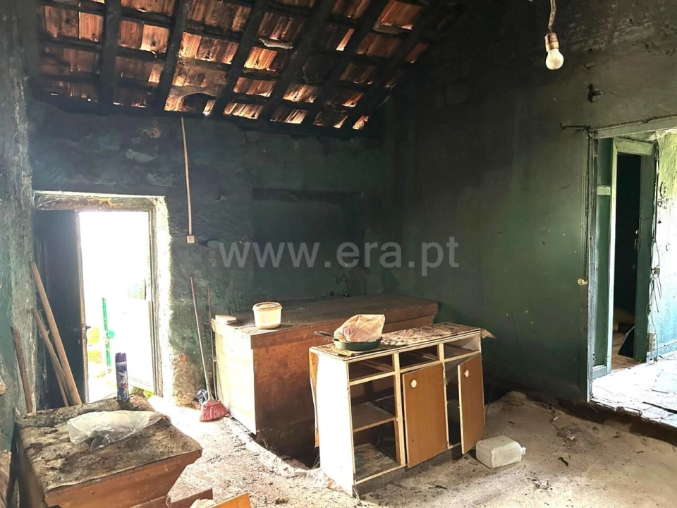 Moradia T2 para Venda em Viariz Foto 5