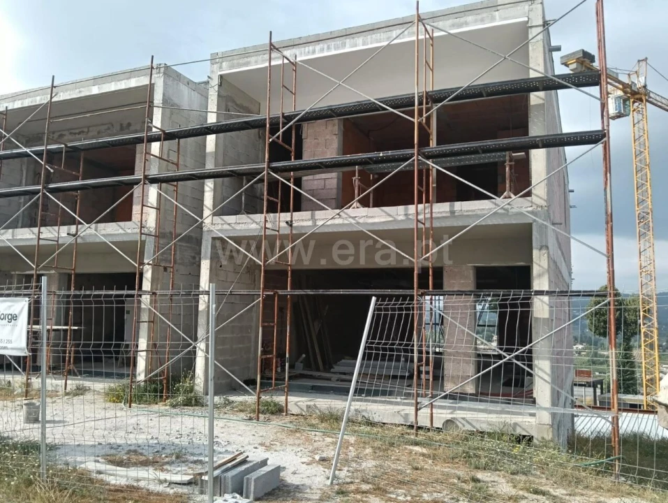 Moradia T3 para Venda em Castelões Foto 17