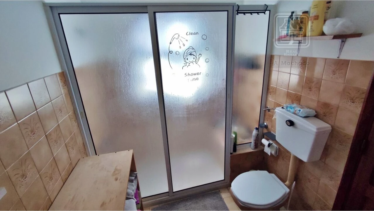 Moradia T2 para Venda em Fenais da Ajuda Foto 31