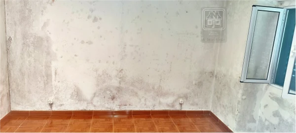 Moradia T2 para Venda em Fenais da Ajuda