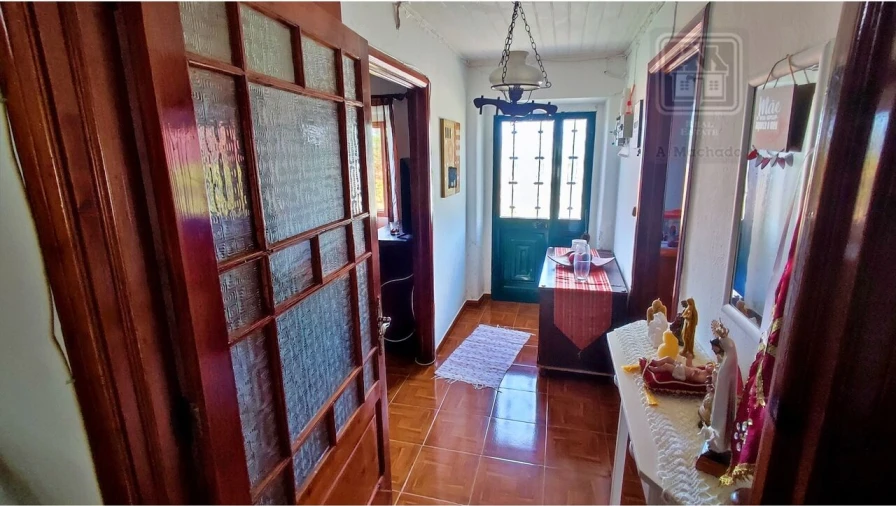 Moradia T2 para Venda em Fenais da Ajuda Foto 16