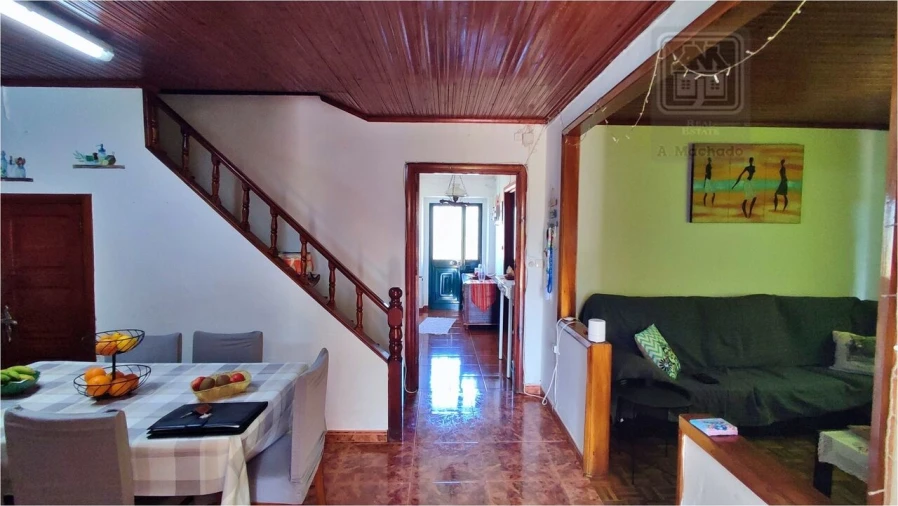 Moradia T2 para Venda em Fenais da Ajuda Foto 18