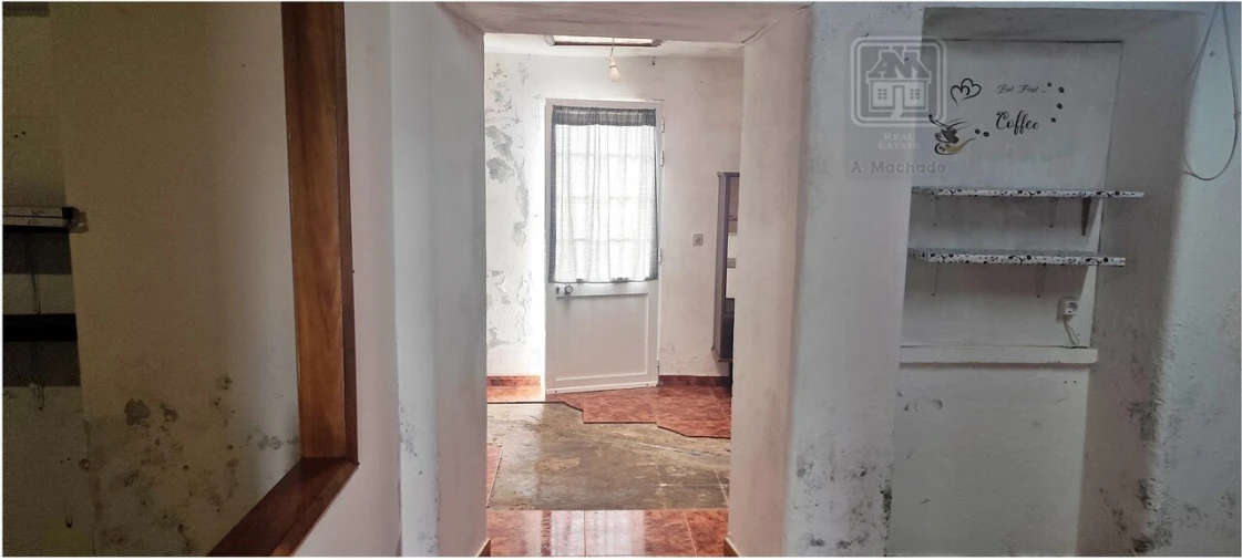 Moradia T2 para Venda em Fenais da Ajuda Foto 23