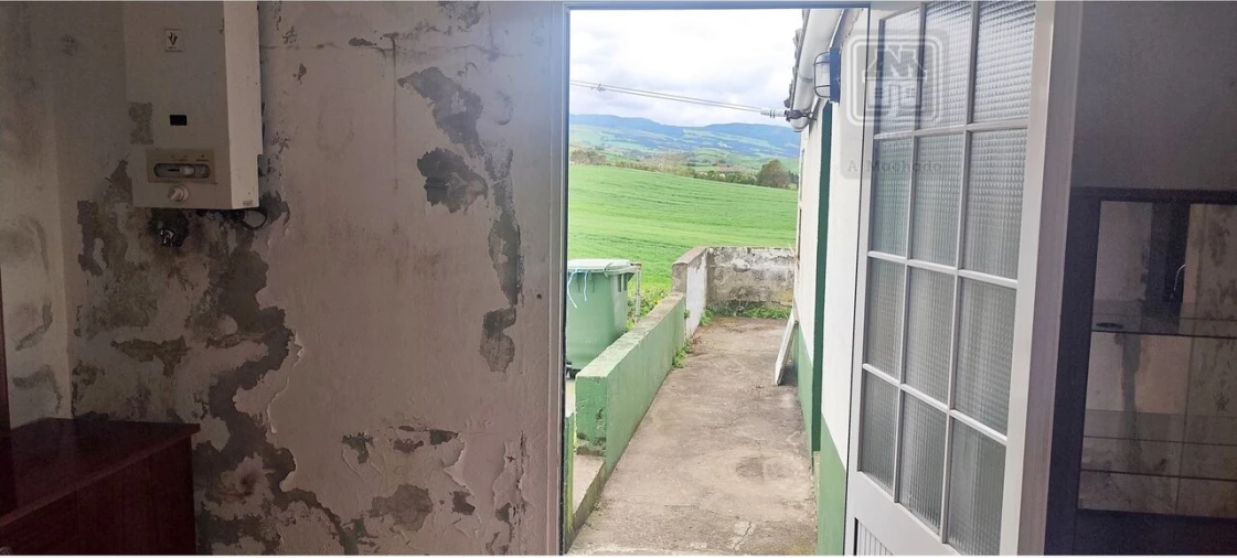 Moradia T2 para Venda em Fenais da Ajuda Foto 31