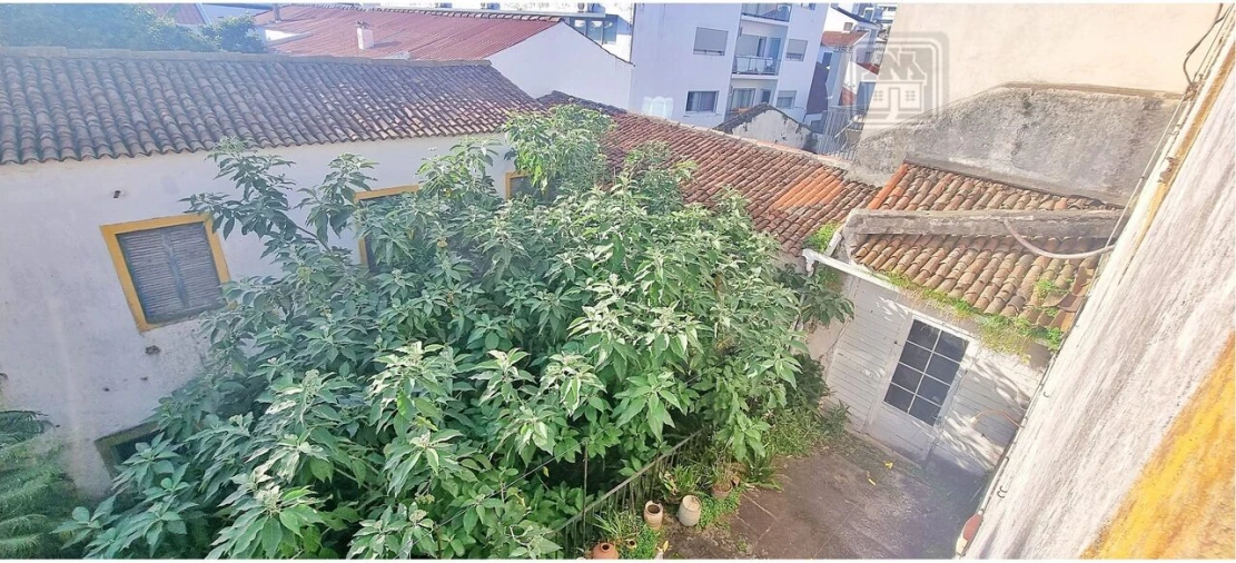 Moradia T6 para Venda em Ponta Delgada (São Sebastião) Foto 14