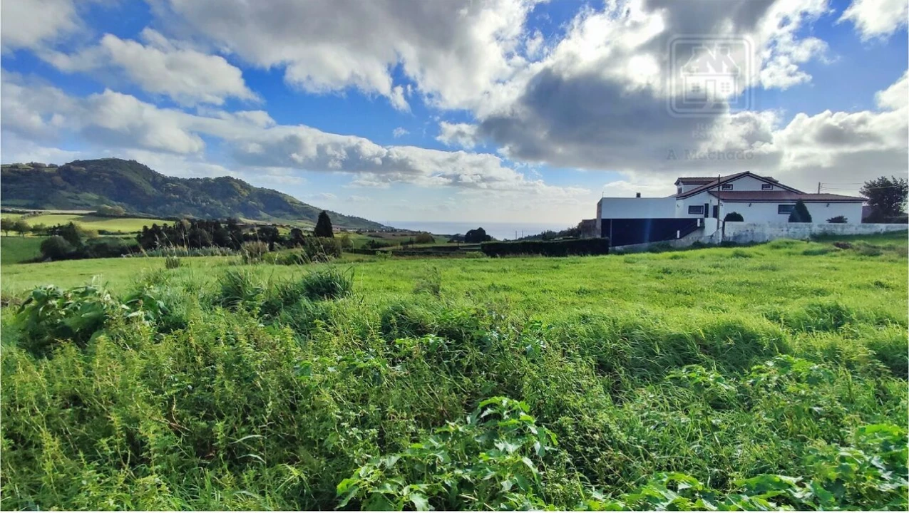 Moradia T2 para Venda em Nossa Senhora dos Remedios Foto 10