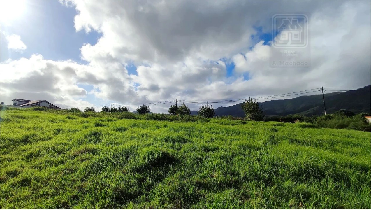 Moradia T2 para Venda em Nossa Senhora dos Remedios Foto 21