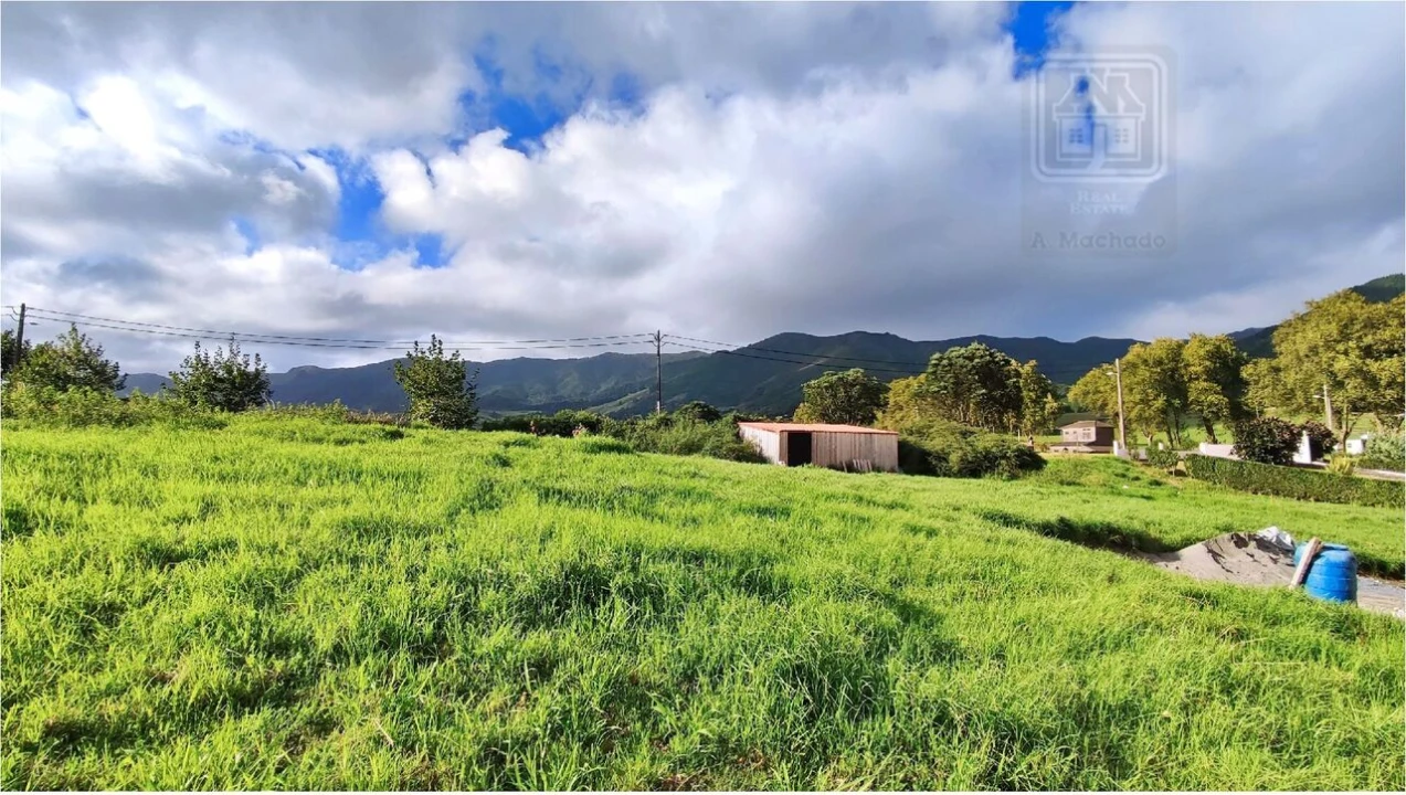 Moradia T2 para Venda em Nossa Senhora dos Remedios Foto 23