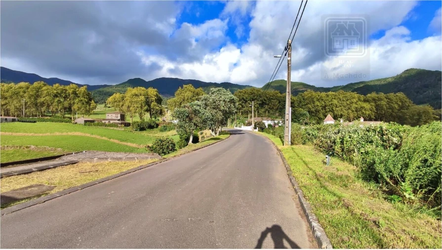 Moradia T2 para Venda em Nossa Senhora dos Remedios Foto 11