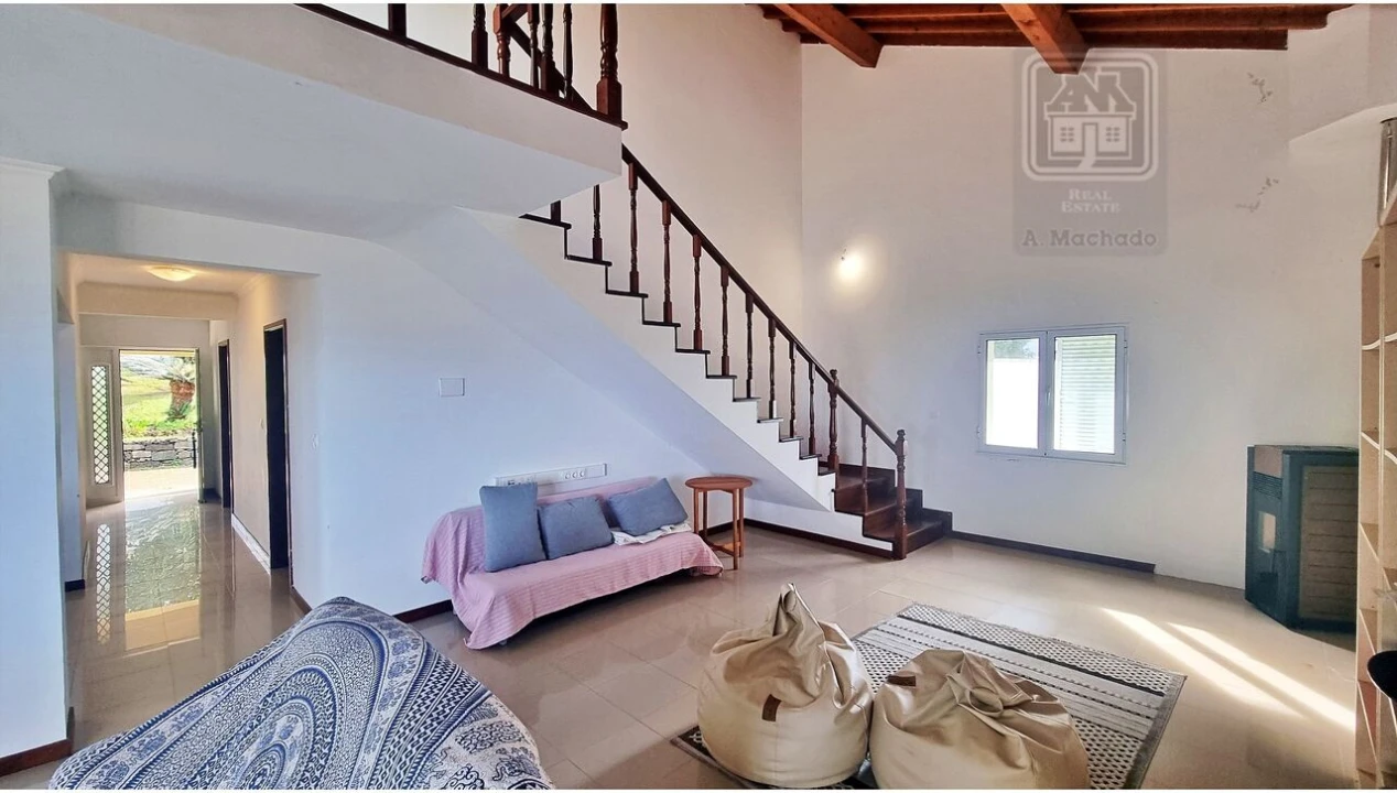 Moradia T3 para Venda em Mosteiros Foto 30