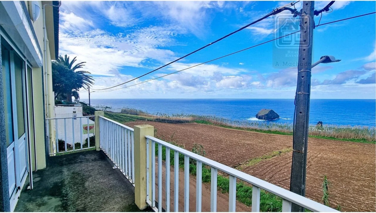 Moradia T3 para Venda em Mosteiros Foto 15