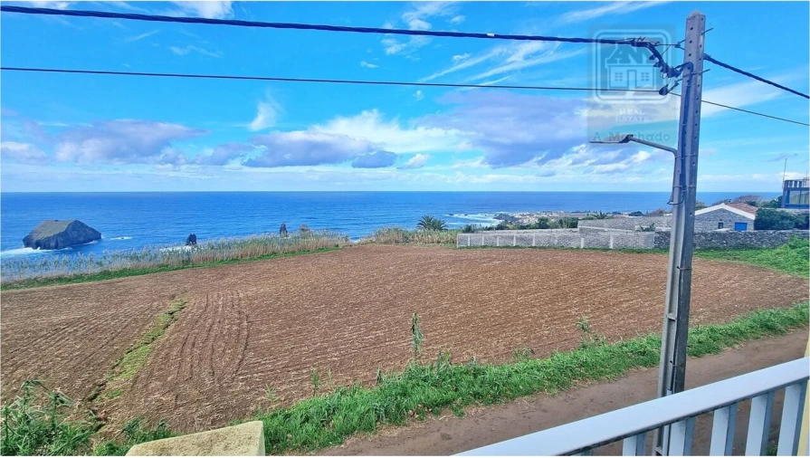 Moradia T3 para Venda em Mosteiros Foto 18