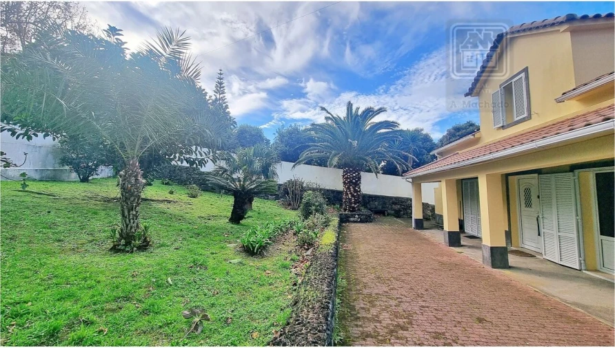 Moradia T3 para Venda em Mosteiros Foto 20