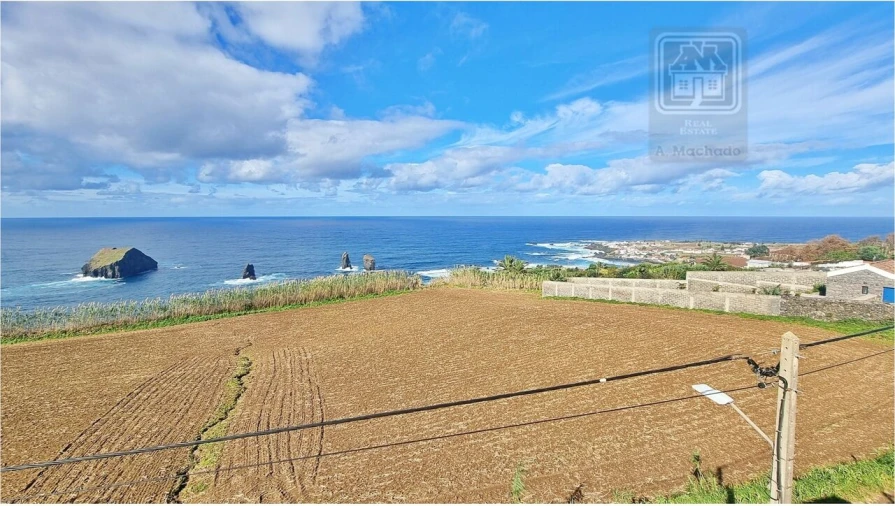 Moradia T3 para Venda em Mosteiros Foto 24