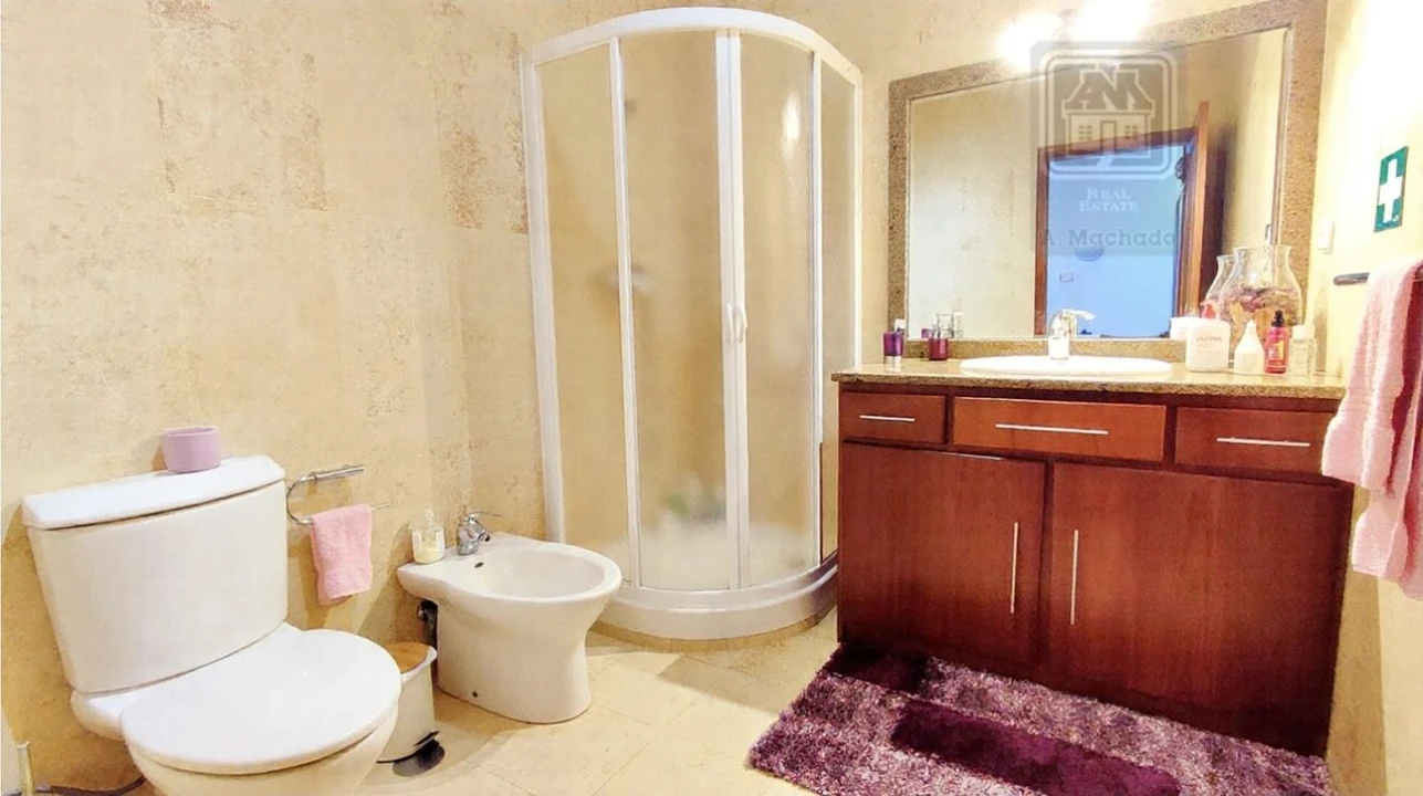 Moradia T7 para Venda em Fenais da Luz Foto 23