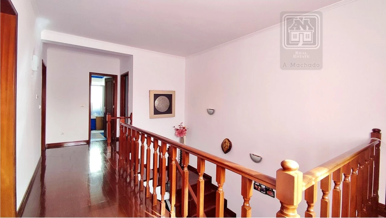 Moradia T7 para Venda em Fenais da Luz Foto 25