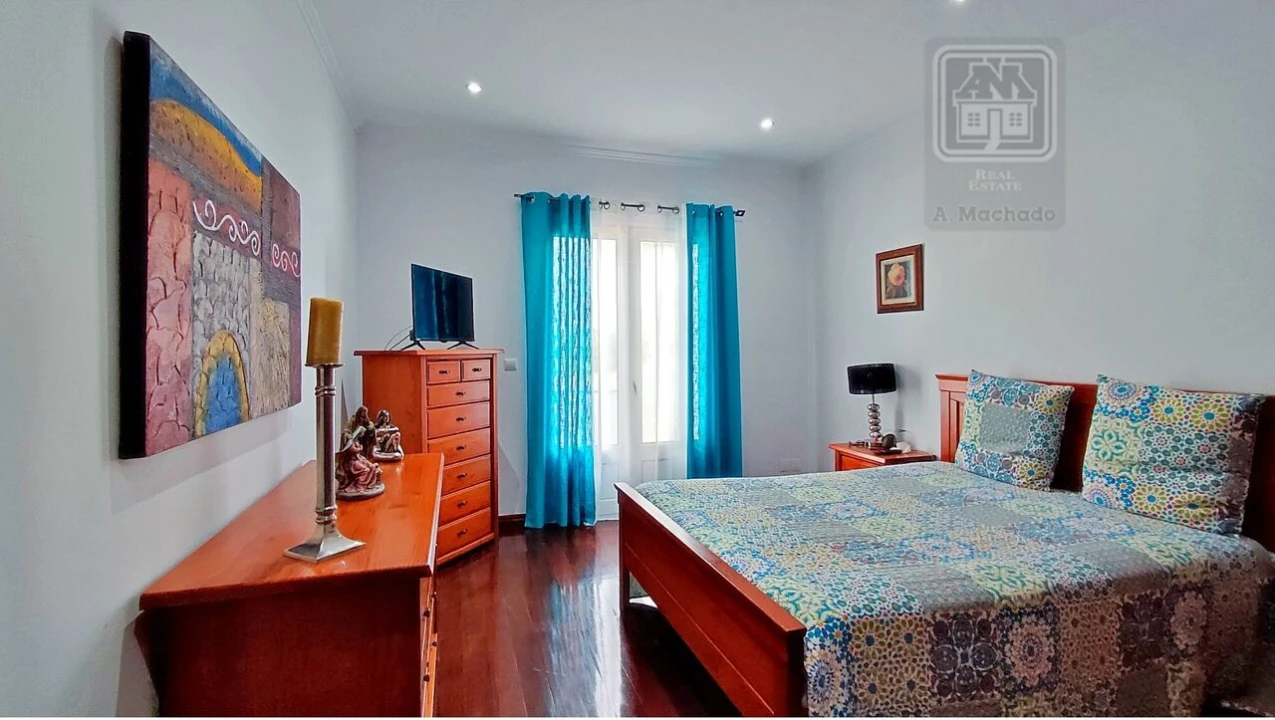 Moradia T7 para Venda em Fenais da Luz Foto 29