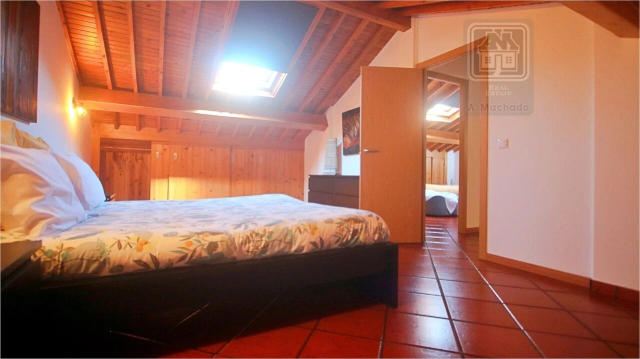 Moradia T7 para Venda em Fenais da Luz Foto 74
