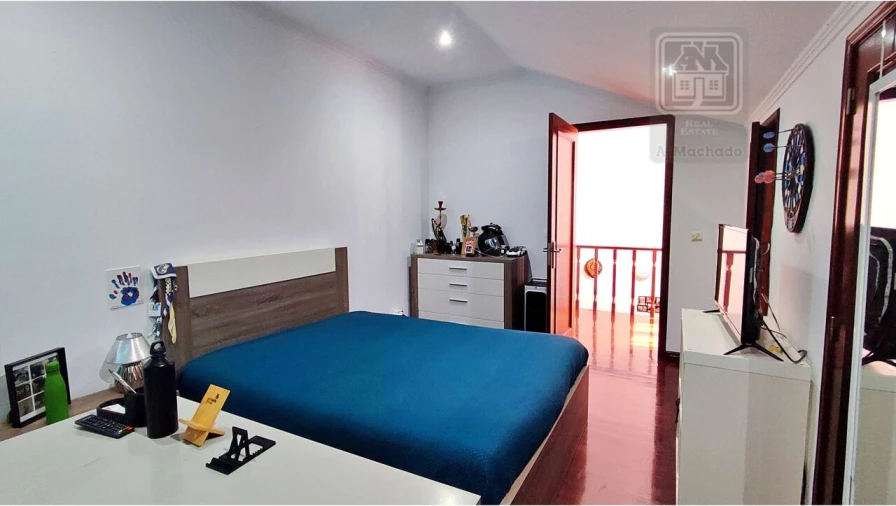 Moradia T7 para Venda em Fenais da Luz Foto 39