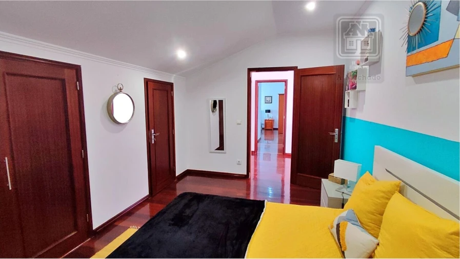 Moradia T7 para Venda em Fenais da Luz Foto 42