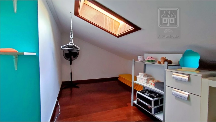 Moradia T7 para Venda em Fenais da Luz Foto 43