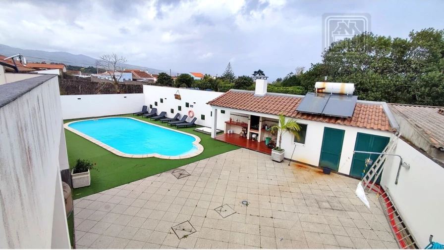 Moradia T7 para Venda em Fenais da Luz Foto 35