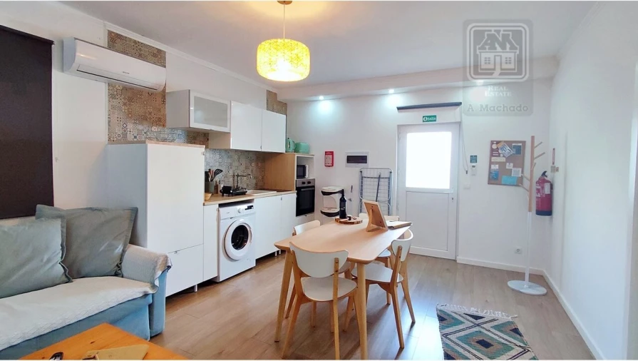 Moradia T7 para Venda em Fenais da Luz Foto 47