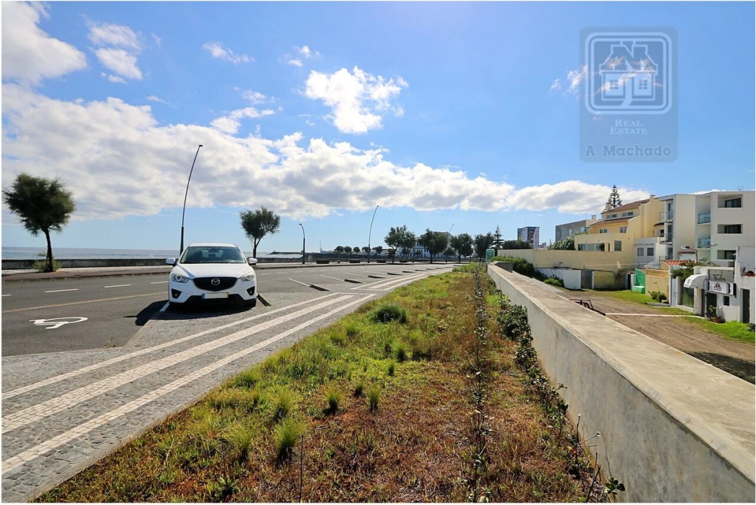 Moradia T2 para Venda em Rosto do Cão (São Roque) Foto 8