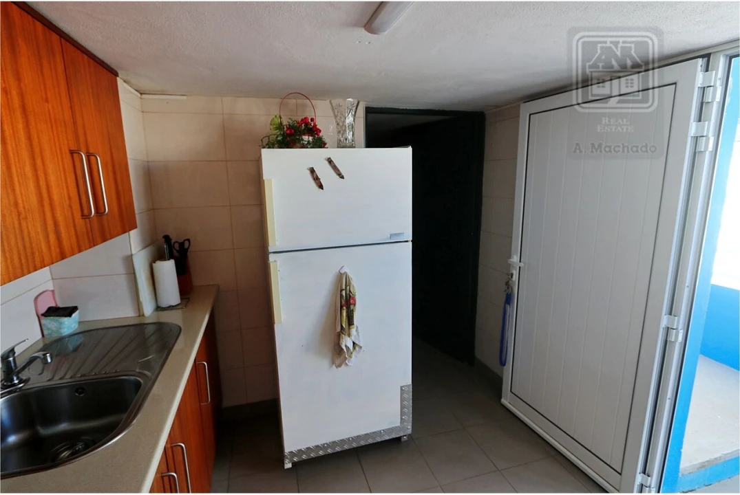 Moradia T2 para Venda em Rosto do Cão (São Roque) Foto 28