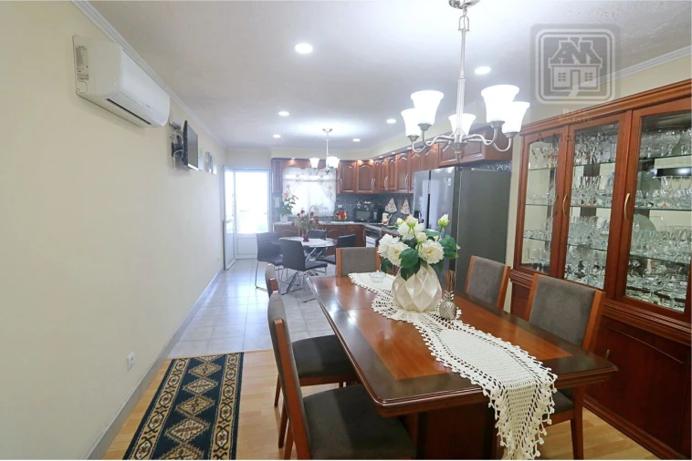 Moradia T2 para Venda em Rosto do Cão (São Roque) Foto 23