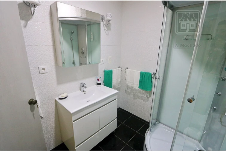 Moradia T2 para Venda em Rosto do Cão (São Roque) Foto 39