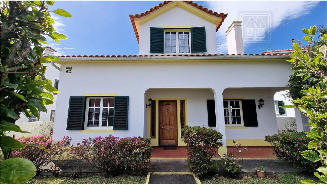 Moradia T4 para Venda em Relva Foto 6